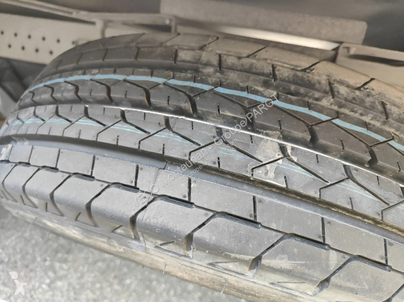 Furgoneta Iveco 35C16H3.0 empattement 4100