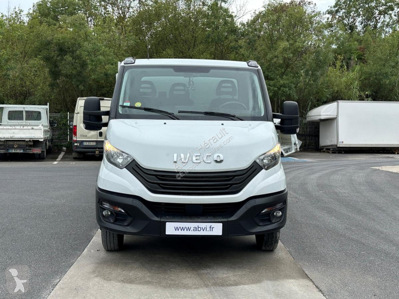 Véhicule utilitaire Iveco 35C16 3.0L DAILY...