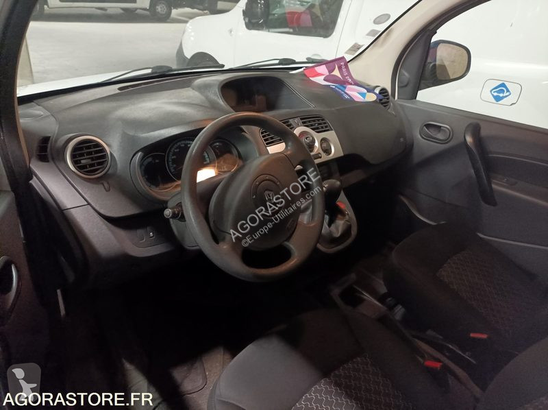 Véhicule utilitaire Renault KANGOO