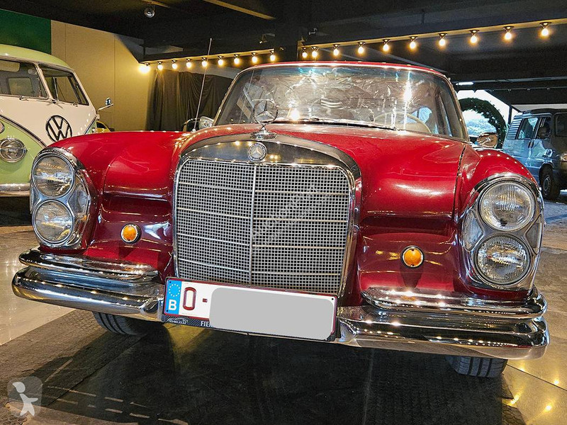 Furgoneta Mercedes (W112) Coupé _ 300 SE...