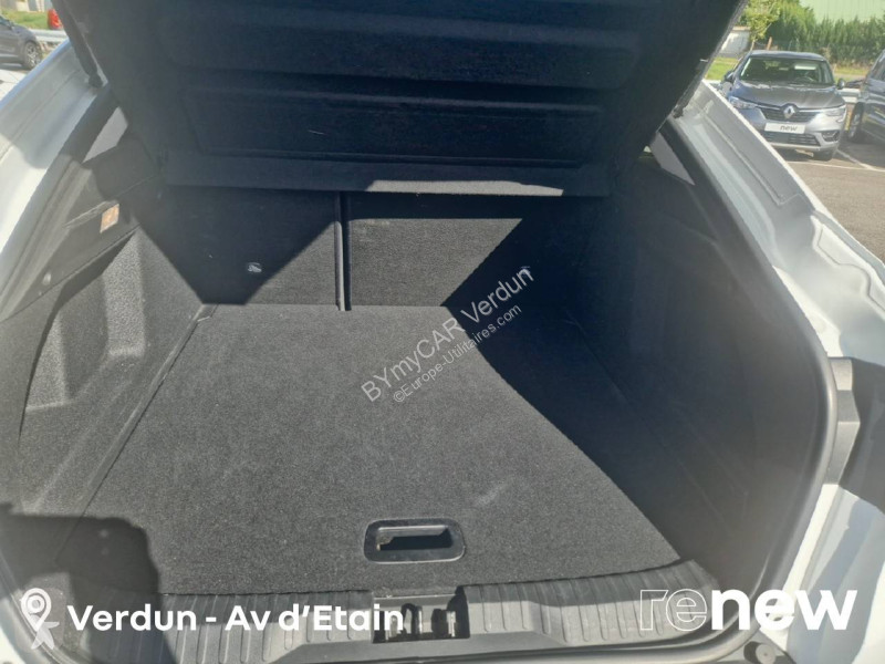 Véhicule utilitaire Renault Arkana E-Tech 145 -...