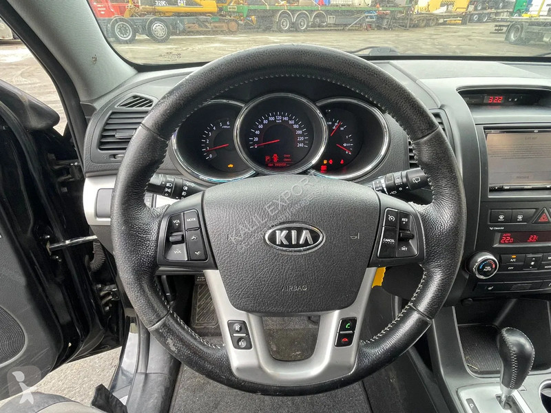 Véhicule utilitaire KIA 2.2 CRDI 4wd Airco...