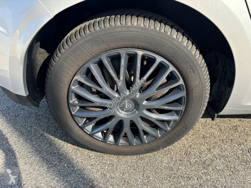 Furgoneta Renault IV 1.5 BluedCi 95ch Business