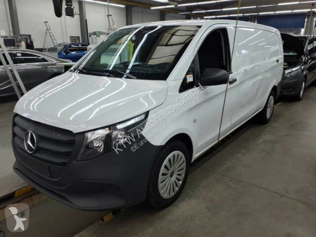 Autoutilitară Mercedes Vito KA...