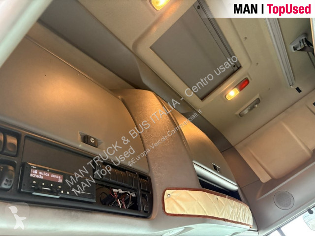 Camion remorque DAF FAN 105 460