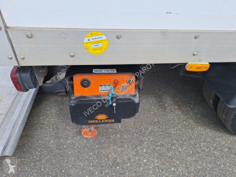 Furgoneta Iveco 35C16H3.0 empattement 4100