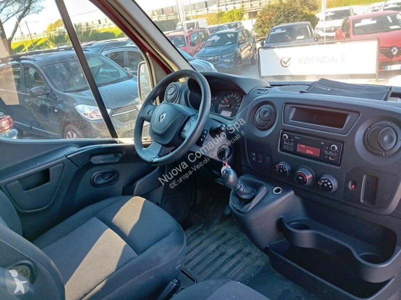 Furgoneta Renault III