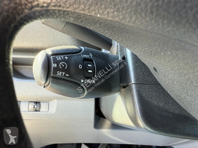 عربة نفعية Opel VIVARO 1.5 120 L2H1