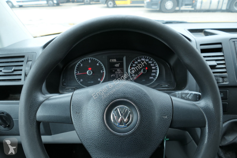 Véhicule utilitaire Volkswagen T5 Transporter...