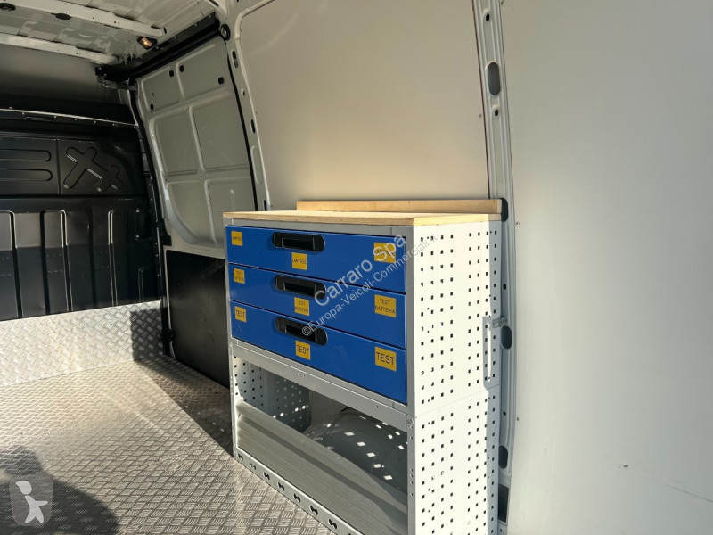 Veicolo commerciale Iveco V