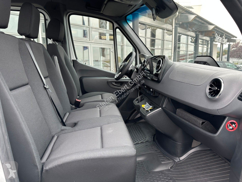 Nyttofordon Mercedes 317 CDI 3665 9G DoKa AHK...