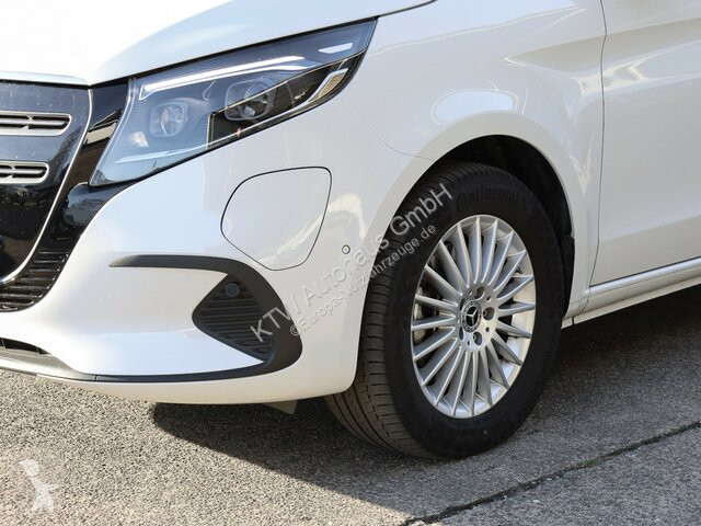 Véhicule utilitaire Mercedes EQV 300...