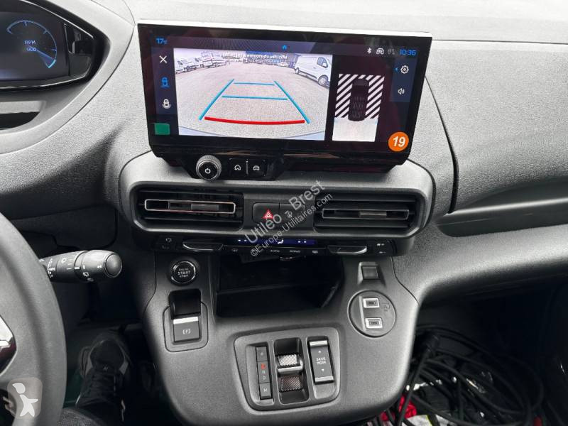 Samochód dostawczy Peugeot