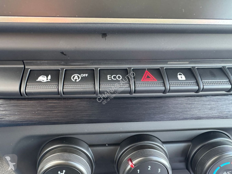 Véhicule utilitaire Renault BLUE DCI 150 GSR2...