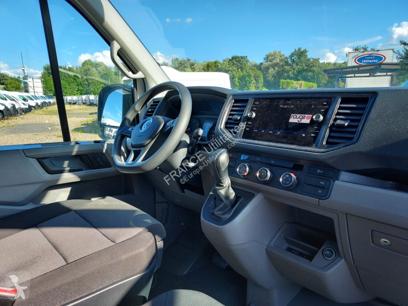 Véhicule utilitaire Volkswagen CRAFTER FG BVA...