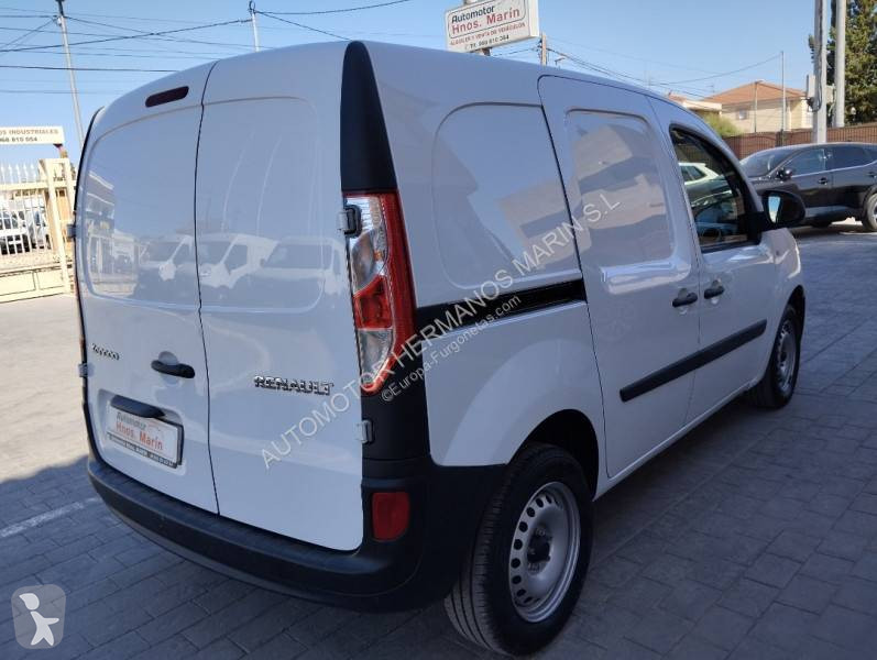 عربة نفعية Renault