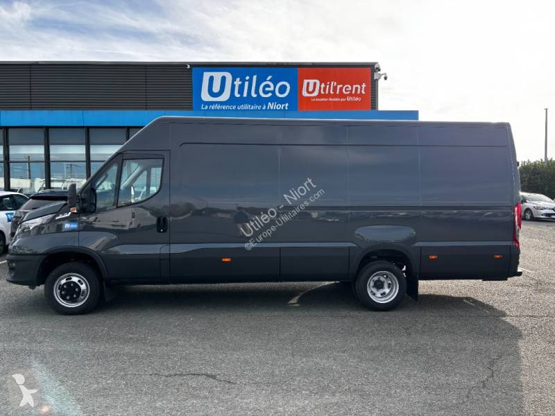 عربة نفعية Iveco