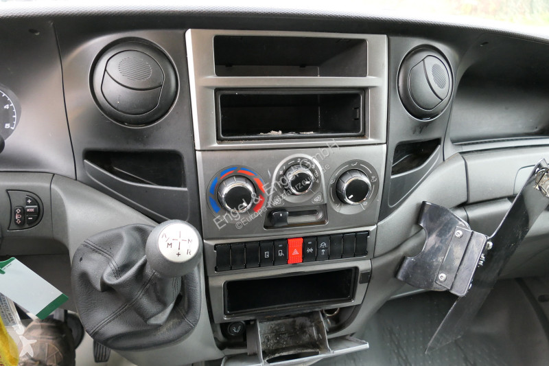 Bedrijfswagen Iveco Daily 35 S11 C30C AUTOMATIK...