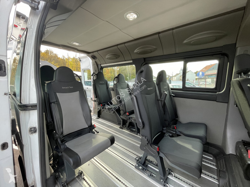 Véhicule utilitaire Renault MASTER III COMBI /...