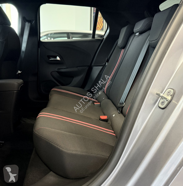 Véhicule utilitaire Opel CORSA / A PARTIR DE...