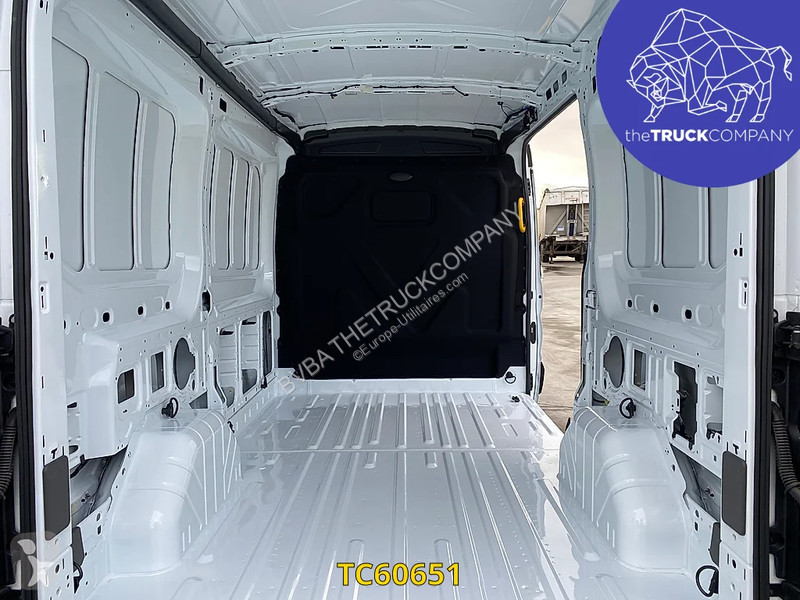 عربة نفعية Ford 130.35 L2H2 - AUTOMATIC GEARBOX...