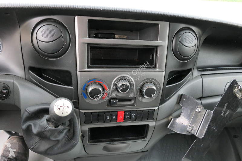 Furgoneta Iveco Daily 35 S11 C30C AUTOMATIK...