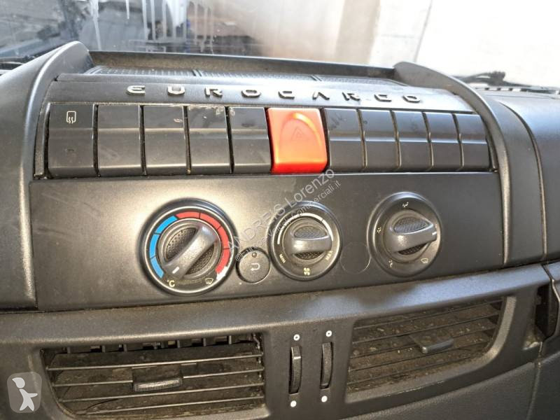عربة نفعية Iveco