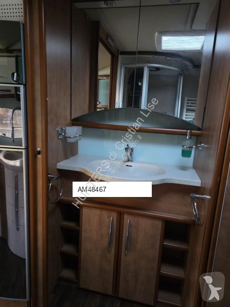 Véhicule utilitaire Carthago LINER DE LUXE 82 Q