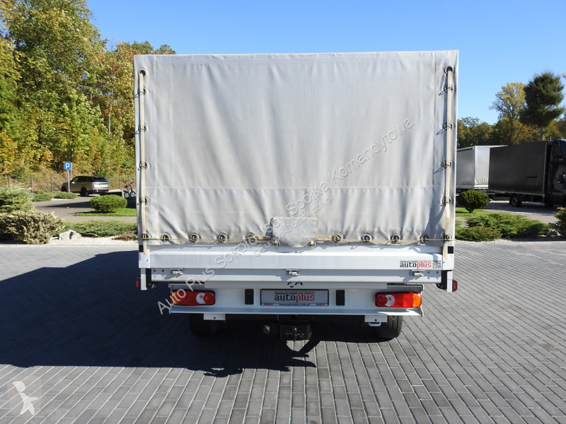 Samochód dostawczy Peugeot  BOXER