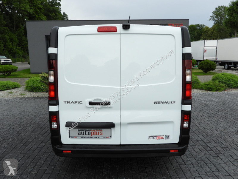 Véhicule utilitaire Renault  TRAFIC