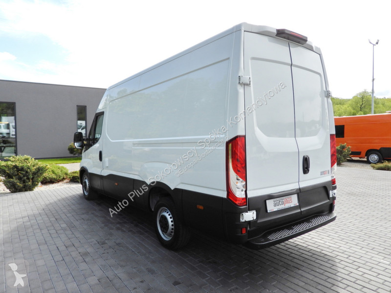 Furgoneta Iveco 35S14 DAILY
