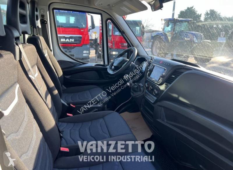 Furgoneta Iveco