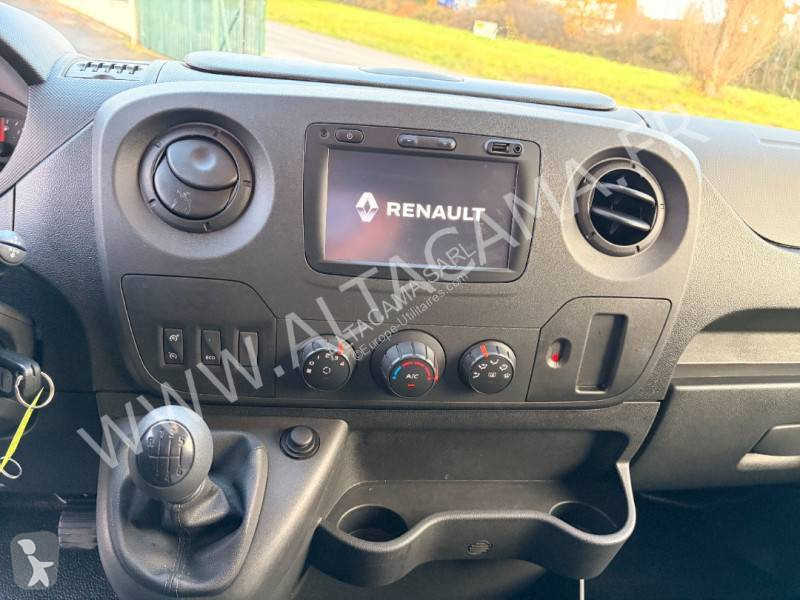 Samochód dostawczy Renault