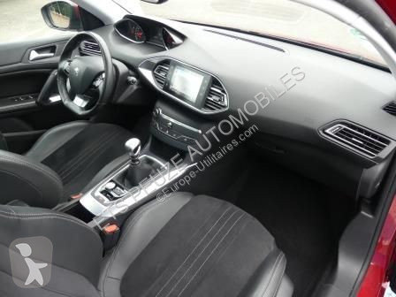 عربة نفعية Peugeot 308 1.2 PT  130CH FELINE S&S 5P