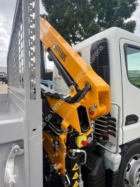 Furgoneta Fuso