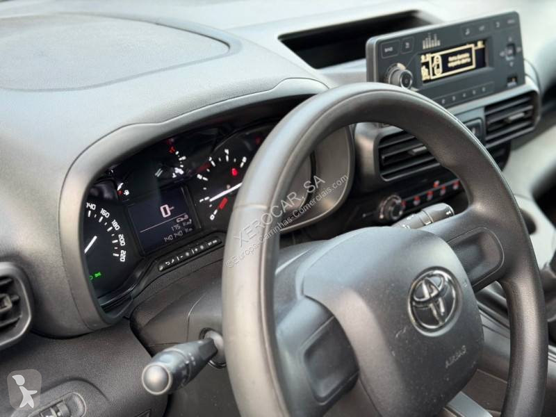 عربة نفعية Toyota 1.5 D-4D 100HP