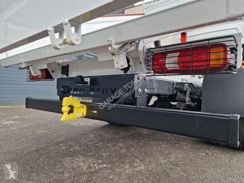 Véhicule utilitaire Iveco 35-160 BENNE + GRUE...