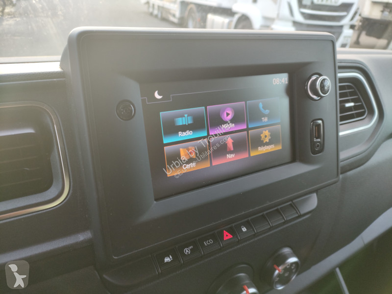 Véhicule utilitaire Renault FRIGO 12M3 165 CV...