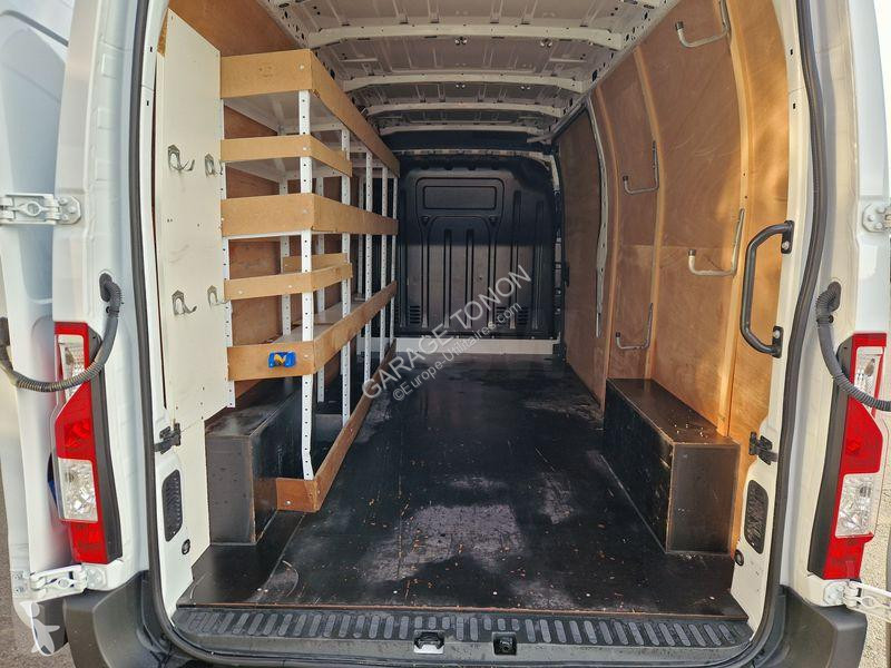 عربة نفعية Renault L3H2 150