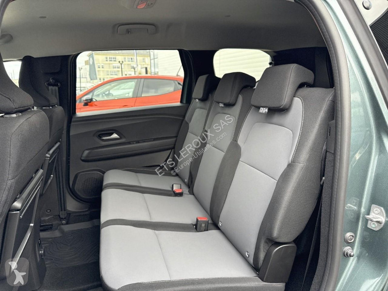Samochód dostawczy Dacia JOGGER