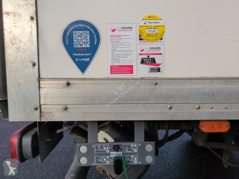 Véhicule utilitaire Iveco CCb 35C16H3.0...