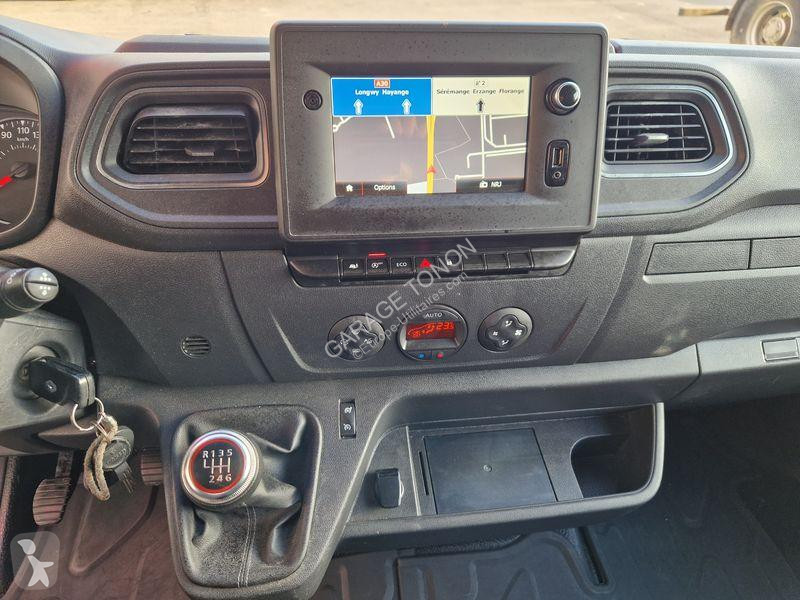 Véhicule utilitaire Renault L2H2 150