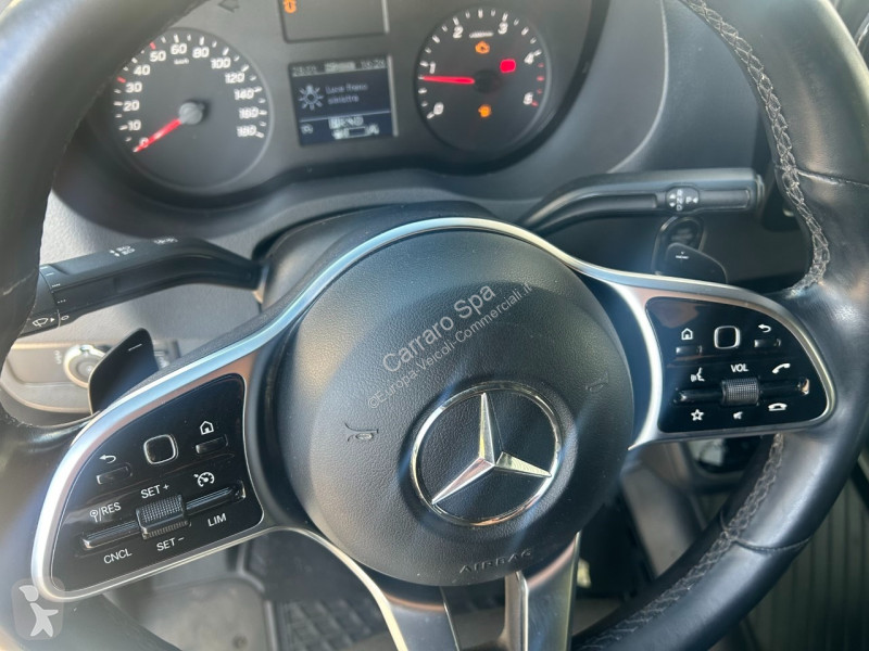 عربة نفعية Mercedes II 316 E6 2013