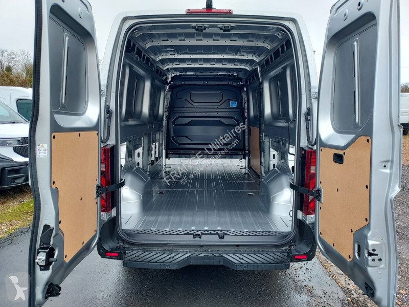 Véhicule utilitaire Renault MASTER IV FG GRIS...