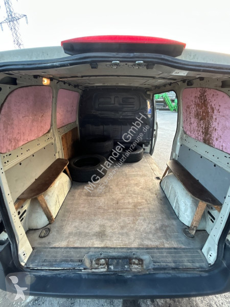 عربة نفعية Mercedes Vito 110 Kastenwagen L1H1