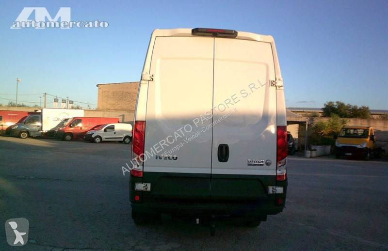 Furgoneta Iveco