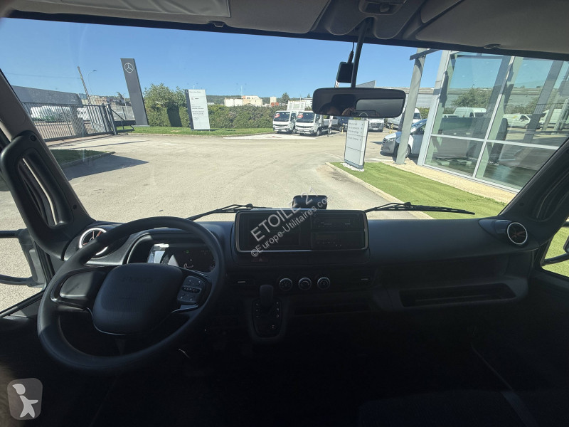 عربة نفعية Fuso 4C15NT1E34T1F 4x2 2023