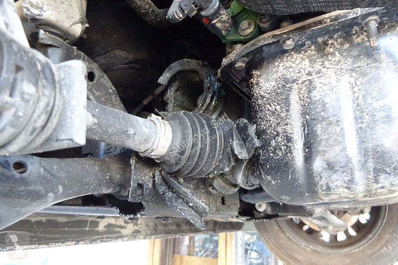 عربة نفعية Peugeot STE 1,5 HDI 100