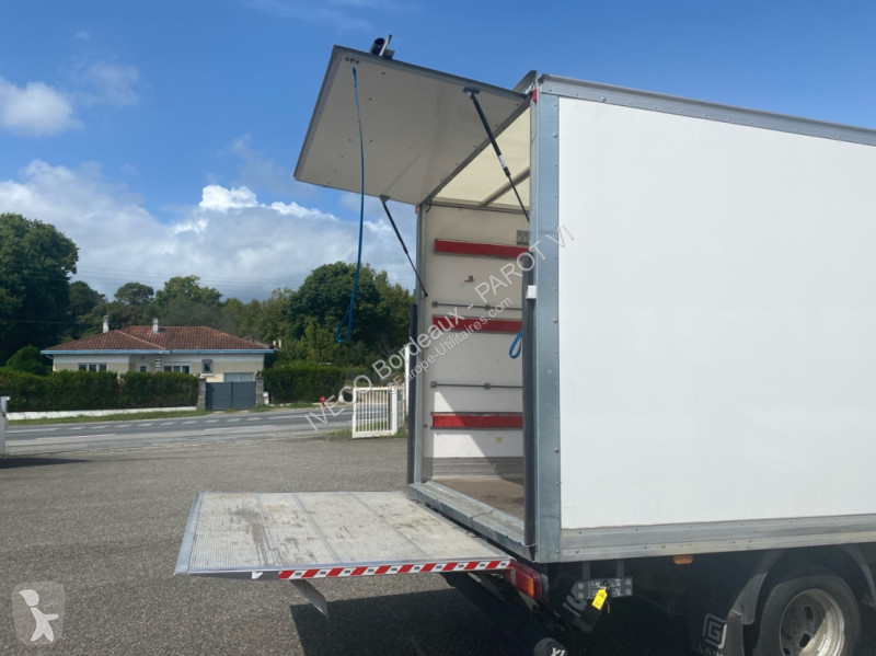 Iveco 35C16H3.0 empattement 4100 Transporter