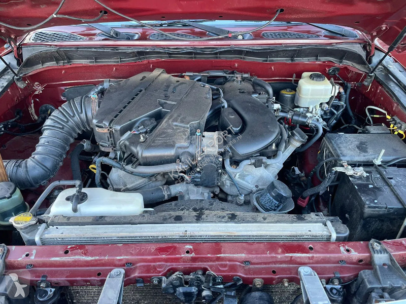عربة نفعية Toyota 4.0 V6 Airconditioning 4x4...
